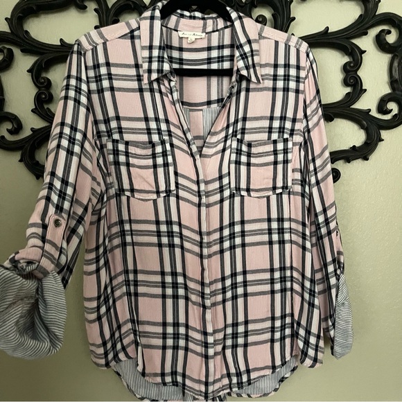 Jane and Delancey Tops - Jane and Delancey Plaid Button Up Shirt Size XL